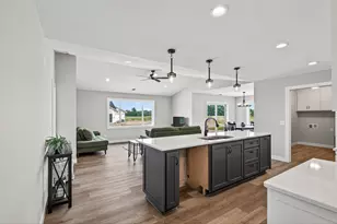 7222 Hawthorne Ct, North Branch, MN 55056 - Photo 5