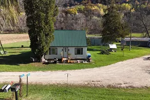 44467 Dakota Valley Dr, New Hartford, MN 55925 - Photo 9