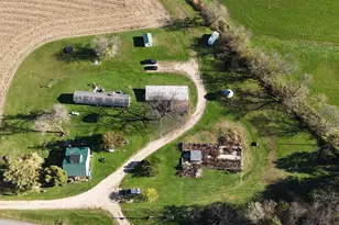 44467 Dakota Valley Dr, New Hartford, MN 55925 - Photo 7