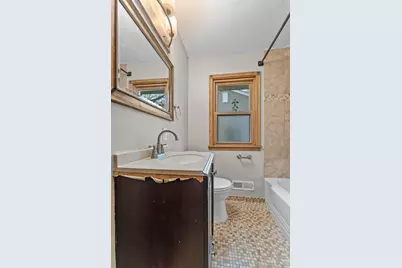 1740 California Avenue E, Saint Paul, MN 55106 - Photo 13