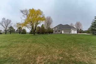 2736 Headland Ct SW, Rochester, MN 55902 - Photo 5