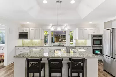 2648 Casco Point Road, Wayzata, MN 55391 - Photo 15