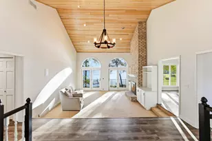 2648 Casco Point Rd, Wayzata, MN 55391 - Photo 7