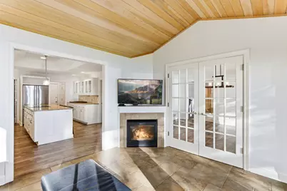 2648 Casco Point Road, Wayzata, MN 55391 - Photo 19