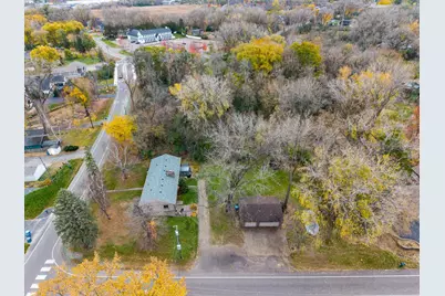 115 Peninsula Road, Medicine Lake, MN 55441 - Photo 33