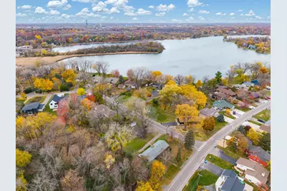 115 Peninsula Road, Medicine Lake, MN 55441 - Photo 31