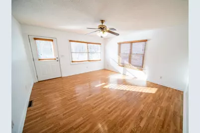 115 W Center Street, Oronoco, MN 55960 - Photo 5