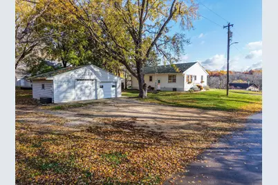115 W Center Street, Oronoco, MN 55960 - Photo 3