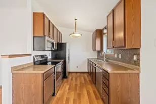 3004 32nd St S, Moorhead, MN 56560 - Photo 5