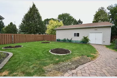 1943 19th Street S, Fargo,  58103 - Photo 15