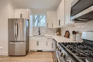 1995 11th Ave E, Maplewood, MN 55119 - Photo 9