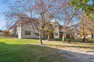 4232 Magnolia Ln N, Plymouth, MN 55441 - Photo 37