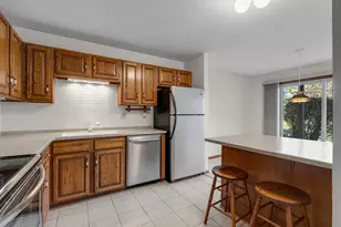 4232 Magnolia Ln N, Plymouth, MN 55441 - Photo 3