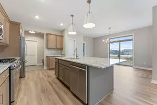 7427 Water St, Shakopee, MN 55379 - Photo 13