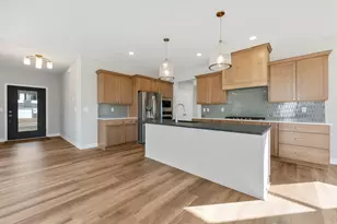 7660 Waverly Ave, Shakopee, MN 55379 - Photo 11