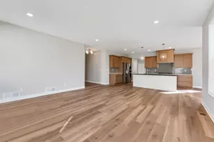 7660 Waverly Ave, Shakopee, MN 55379 - Photo 11