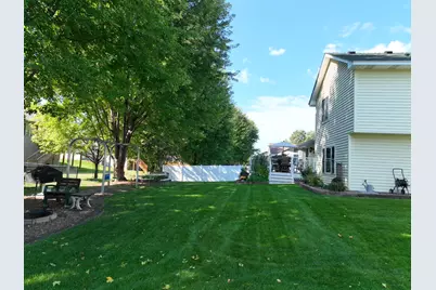 4419 Ladyslipper Avenue N, Brooklyn Park, MN 55443 - Photo 25