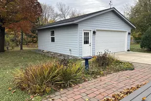 113 E 4th St, Monticello, MN 55362 - Photo 23