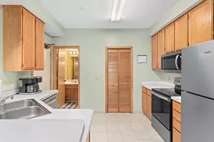 18341 Coneflower Ln, Eden Prairie, MN 55346 - Photo 11