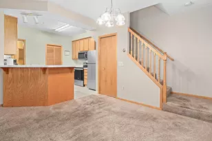 18341 Coneflower Ln, Eden Prairie, MN 55346 - Photo 17