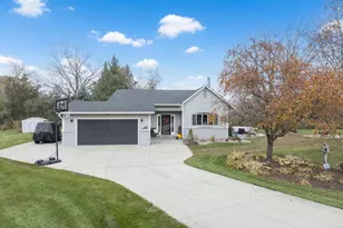 615 6th St SW, Oronoco, MN 55960 - Photo 1