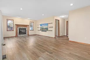 2600 91st Cres N, Brooklyn Park, MN 55443 - Photo 17