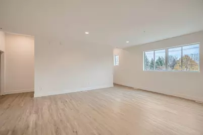 1995 11th Avenue E #Unit 2, Maplewood, MN 55119 - Photo 11