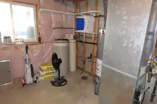 1001 Lincoln Cir, Braham, MN 55006 - Photo 33