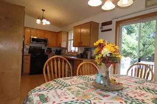 1001 Lincoln Cir, Braham, MN 55006 - Photo 15