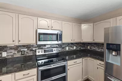 118 Quail Circle, Hudson, WI 54016 - Photo 9