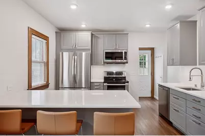 1436 Almond Avenue, Saint Paul, MN 55108 - Photo 7