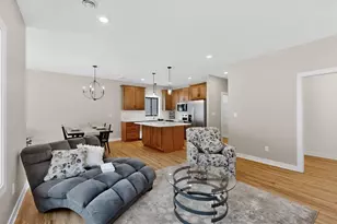 1845 Hadley Hills Dr NE, Rochester, MN 55906 - Photo 9