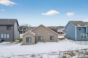 1845 Hadley Hills Dr NE, Rochester, MN 55906 - Photo 47