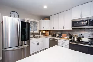 521 37th Ave S, Moorhead, MN 56560 - Photo 9