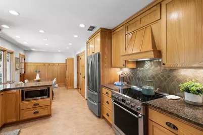 2275 Linner Road, Wayzata, MN 55391 - Photo 25