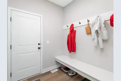 10060 Highpoint Drive, Victoria, MN 55318 - Photo 21