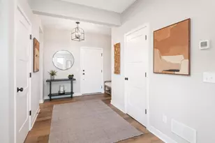 10060 Highpoint Dr, Victoria, MN 55318 - Photo 5