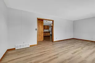 115 Koronis Ct, Paynesville, MN 56362 - Photo 5