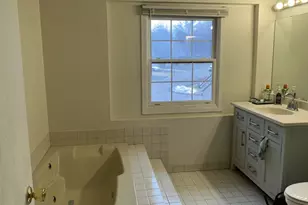 1612 Rose Hill Cir, Saint Paul, MN 55108 - Photo 9