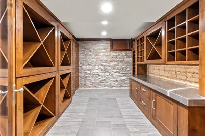 1724 Summit Avenue, Minneapolis, MN 55403 - Photo 53