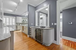 1724 Summit Ave, Minneapolis, MN 55403 - Photo 17