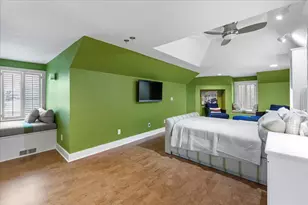 1724 Summit Ave, Minneapolis, MN 55403 - Photo 37