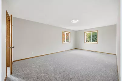 1035 20th Avenue NE, Montevideo, MN 56265 - Photo 11