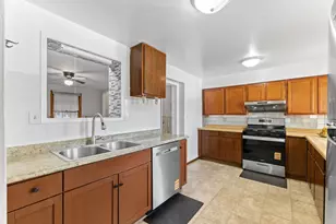 7312 Grand Ave S, Richfield, MN 55423 - Photo 11