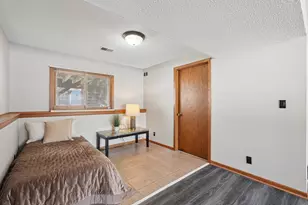 1831 Helena Rd N, Oakdale, MN 55128 - Photo 23