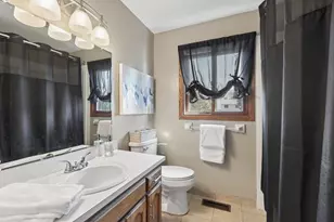 1831 Helena Rd N, Oakdale, MN 55128 - Photo 13