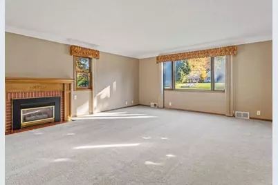 2791 Centerville Road, Little Canada, MN 55117 - Photo 7