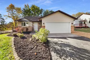 5312 Ojibway Ave N, Stillwater, MN 55082 - Photo 1