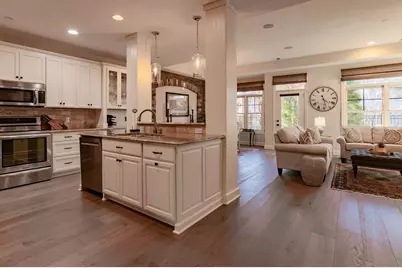 1957 Oak Street, Mendota Heights, MN 55118 - Photo 7