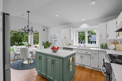 5553 Fenway Court, White Bear Lake, MN 55110 - Photo 7